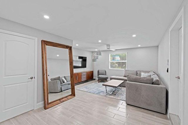 2312 Spanish Trail, Delray Beach, FL 33483