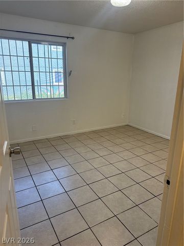 6990 Dunsbach Way, Las Vegas, NV 89156