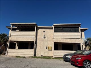 6990 Dunsbach Way, Las Vegas, NV 89156