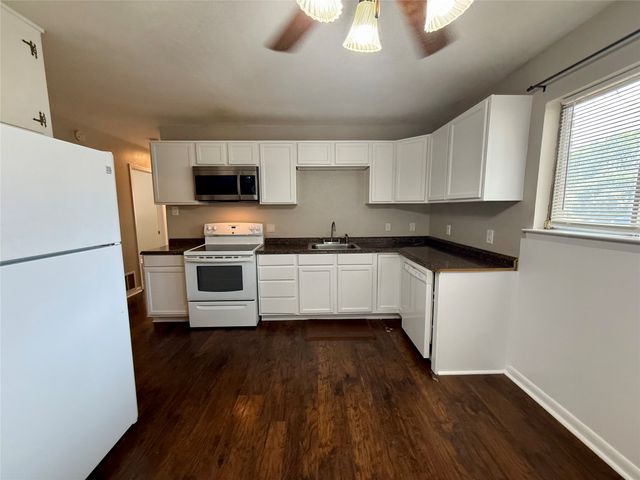 308 Simmons Drive, Hurst, TX 76053