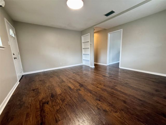 308 Simmons Drive, Hurst, TX 76053