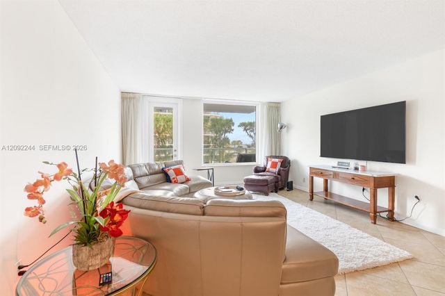 3450 S Ocean Boulevard 2030, Palm Beach, FL 33480