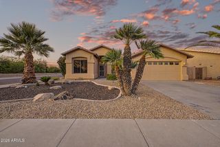 338 W ANGELA Drive, Phoenix, AZ 85023