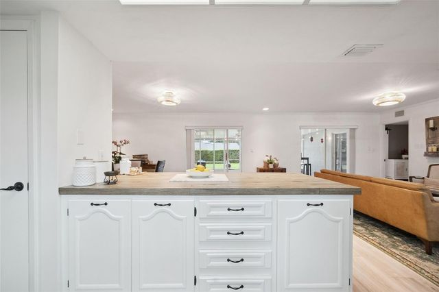 425 VANDERGRIFT DRIVE, Ocoee, FL 34761