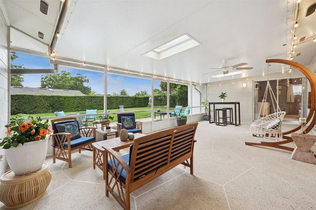 425 VANDERGRIFT DRIVE, Ocoee, FL 34761