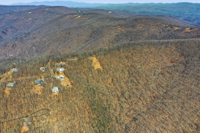 533 Old A T Approach Trail, Jasper, GA 30143