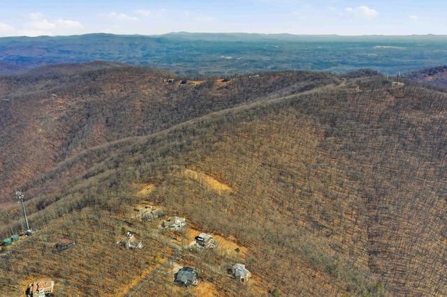 533 Old A T Approach Trail, Jasper, GA 30143