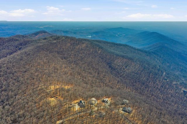 533 Old A T Approach Trail, Jasper, GA 30143