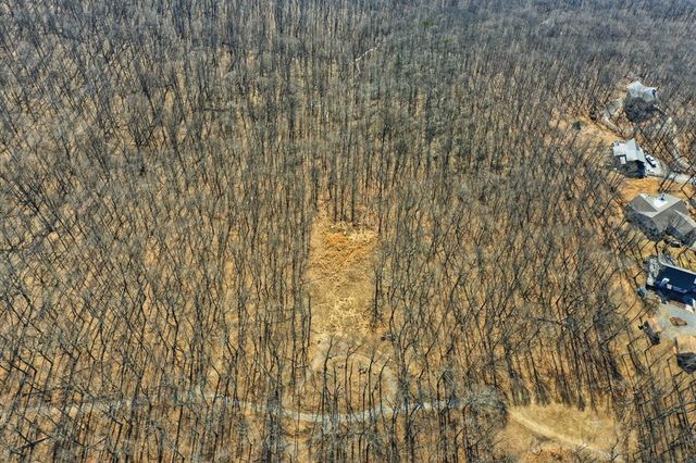 533 Old A T Approach Trail, Jasper, GA 30143