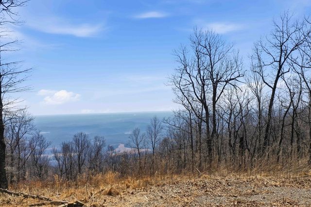 533 Old A T Approach Trail, Jasper, GA 30143