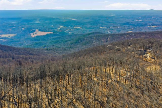 533 Old A T Approach Trail, Jasper, GA 30143