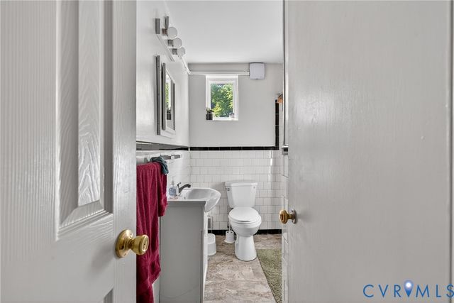 3228 Hanover Ave, Richmond, VA 23221