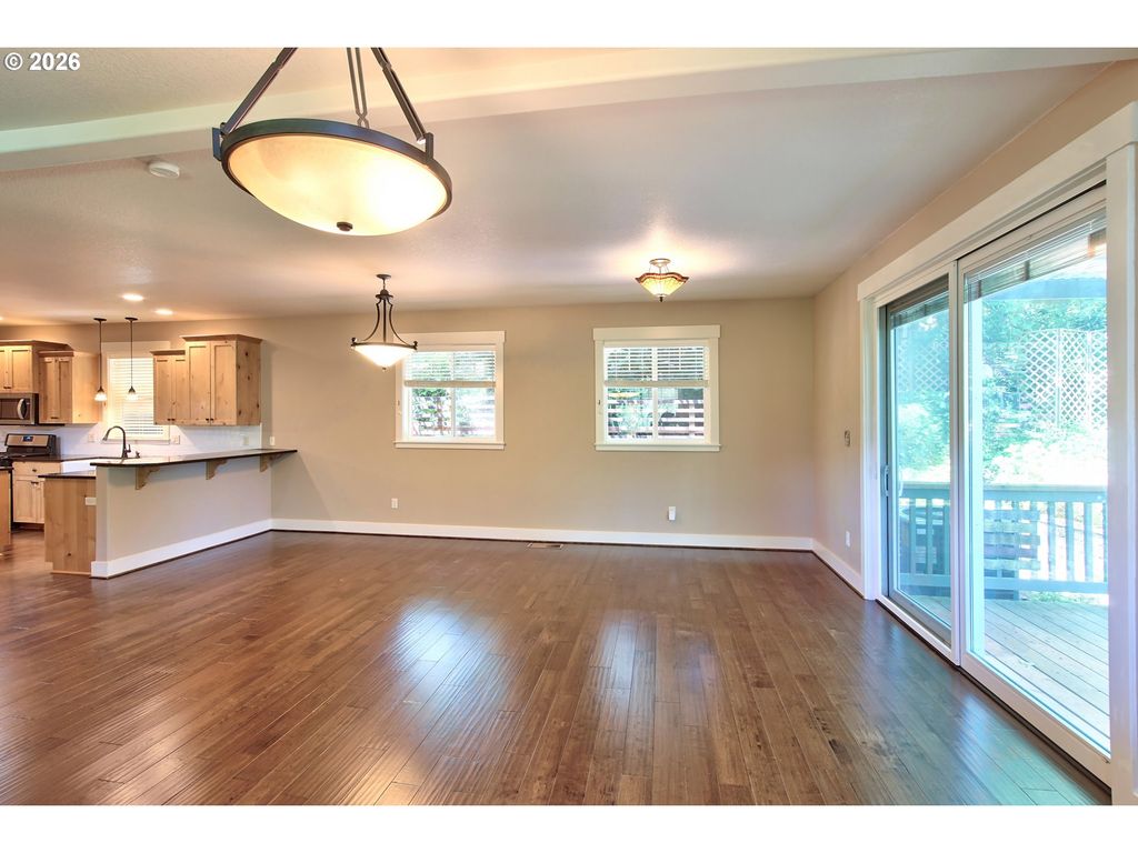 Image 10 of property listing at 957 Sw FELLOWS St, Mc Minnville, OR 97128