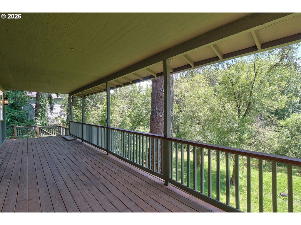 Image 2 of property listing at 957 Sw FELLOWS St, Mc Minnville, OR 97128