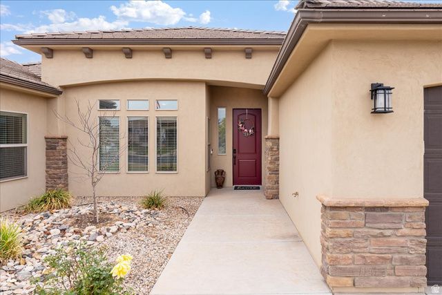2866 E CARMINE DR, St. George, UT 84790