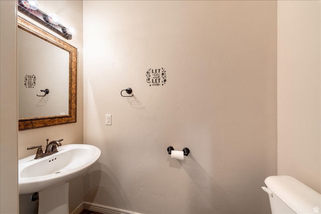 2866 E CARMINE DR, St. George, UT 84790