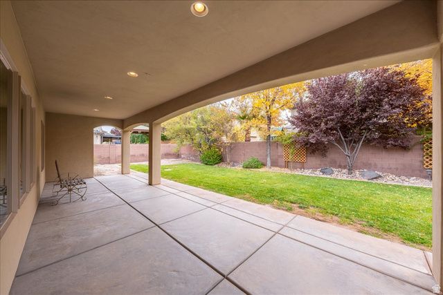 2866 E CARMINE DR, St. George, UT 84790