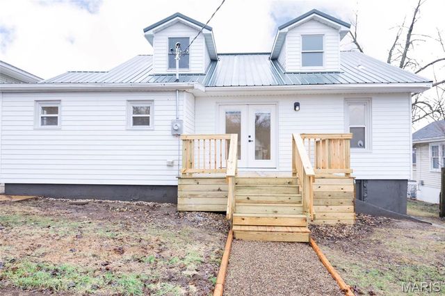 2708 Hubbard Street, Hannibal, MO 63401