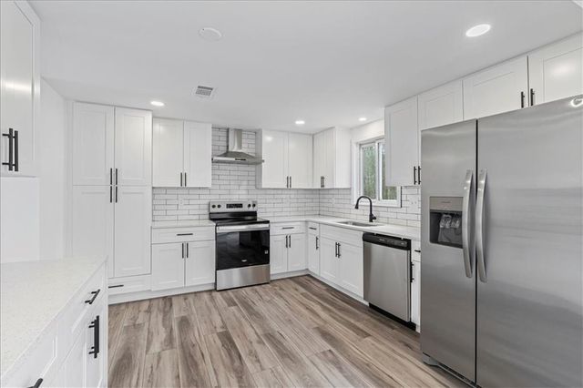 5191 Stone Trace, Stone Mountain, GA 30083