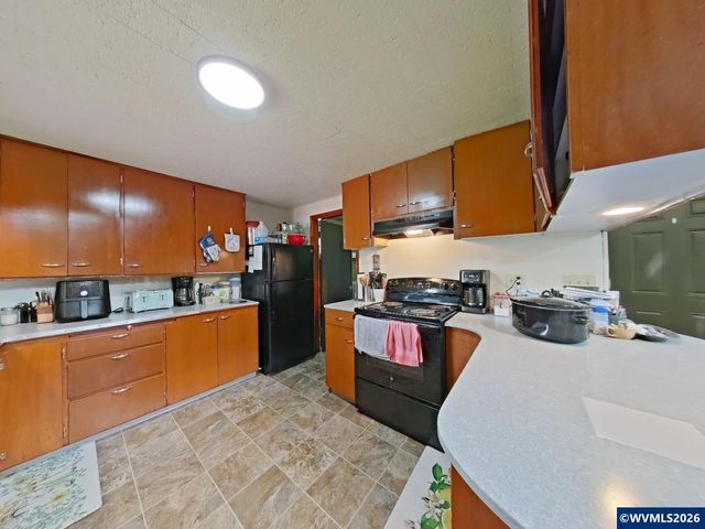 1700 NW Kings Bl, Corvallis, OR 97330