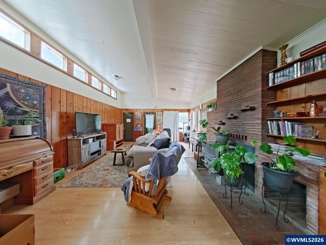 1700 NW Kings Bl, Corvallis, OR 97330