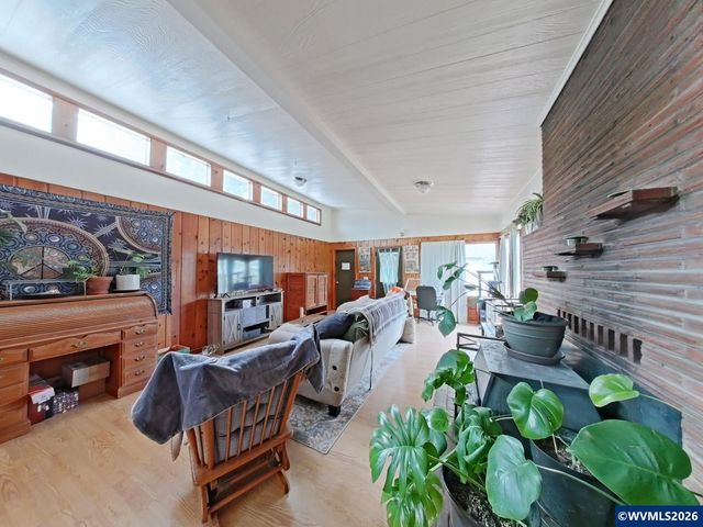 1700 NW Kings Bl, Corvallis, OR 97330