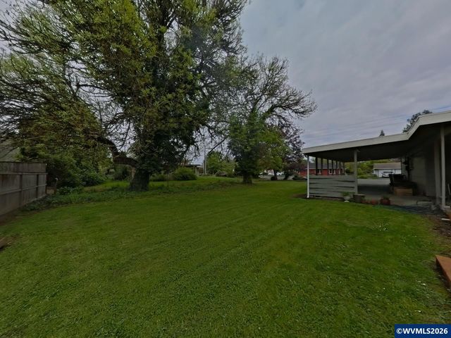 1700 NW Kings Bl, Corvallis, OR 97330