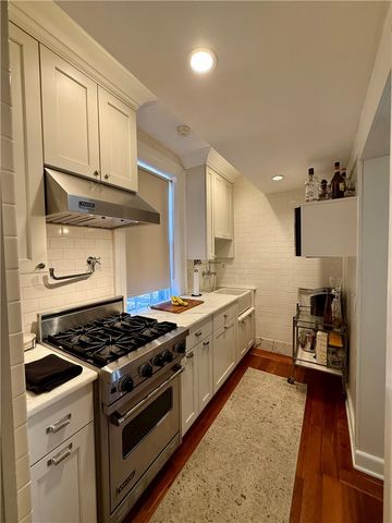 367 Benefit Street 3, Providence, RI 02903