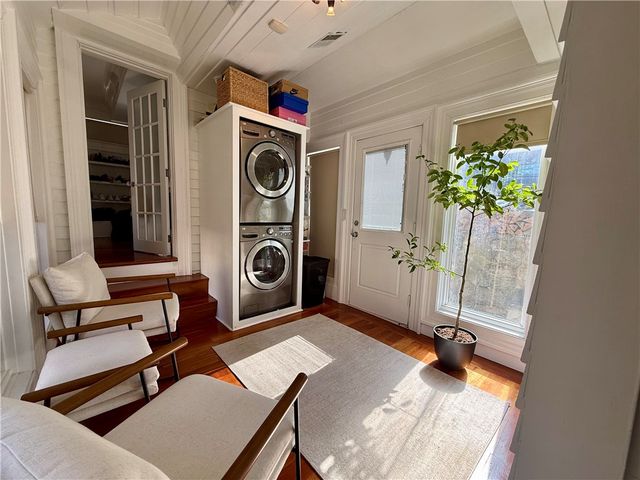 367 Benefit Street 3, Providence, RI 02903