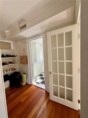 367 Benefit Street 3, Providence, RI 02903