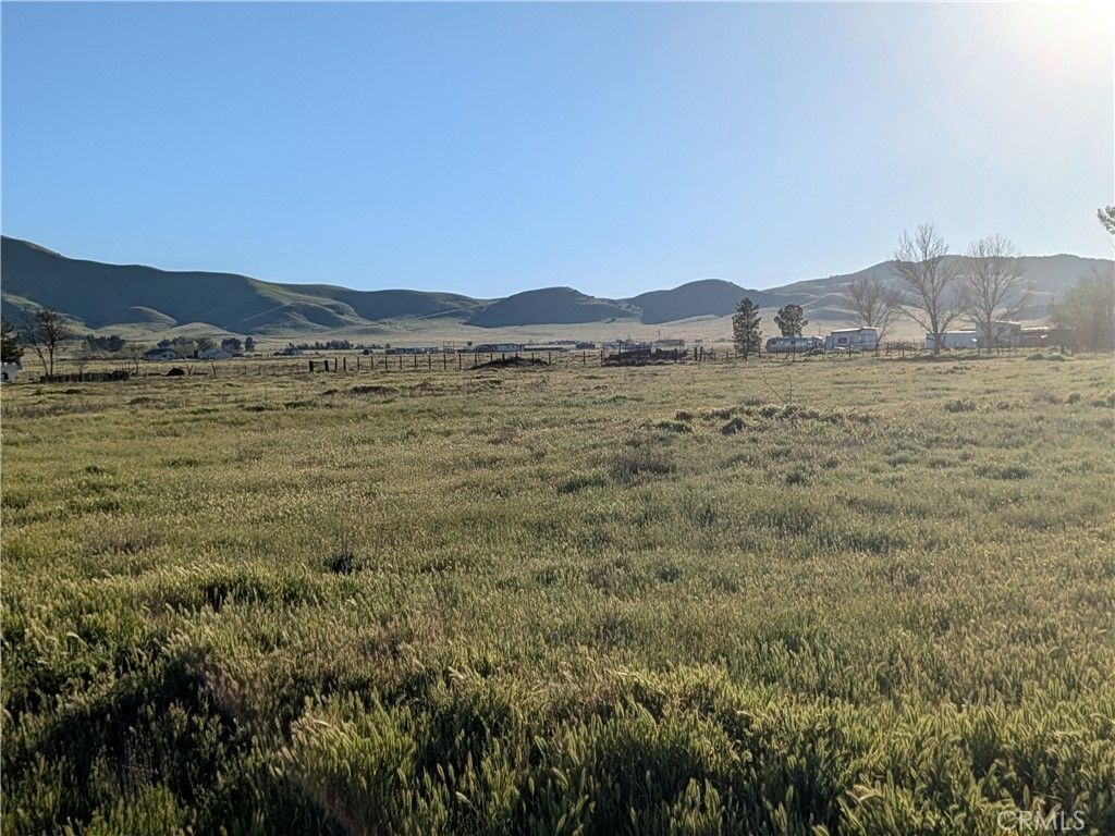 Image 6 of property listing at 0 Degiorgi, California Valley, CA 93453