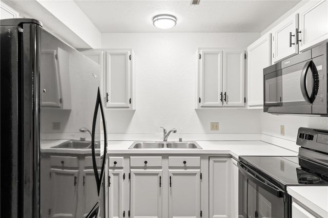 607 Avenue F 4, Billings, MT 59102