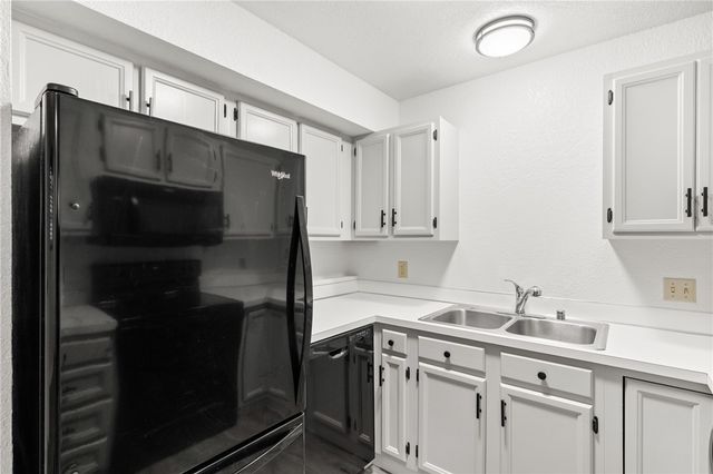 607 Avenue F 4, Billings, MT 59102