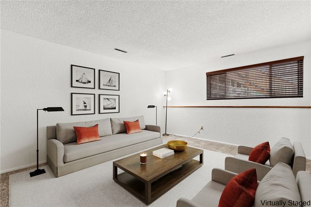 607 Avenue F 4, Billings, MT 59102