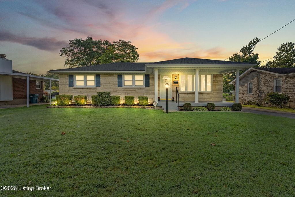 7905 Canna Dr, Louisville, KY 40258