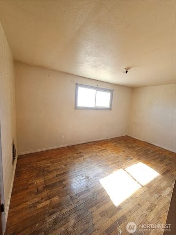 4222 Sun Drive NE, Moses Lake, WA 98837