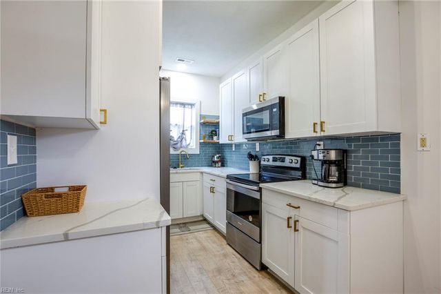 9415 Atlans ST, Norfolk, VA 23503