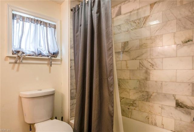 9415 Atlans ST, Norfolk, VA 23503