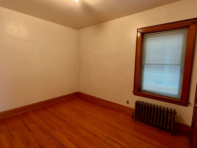 4683 N Kasson Avenue, Chicago, IL 60630