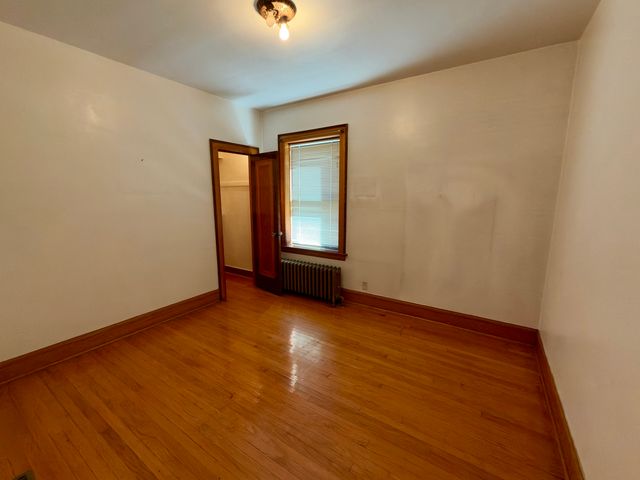 4683 N Kasson Avenue, Chicago, IL 60630