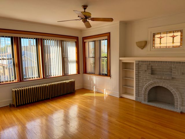 4683 N Kasson Avenue, Chicago, IL 60630