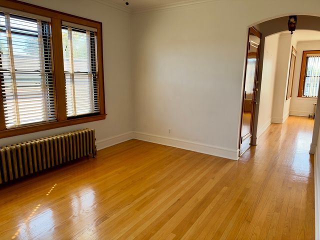 4683 N Kasson Avenue, Chicago, IL 60630