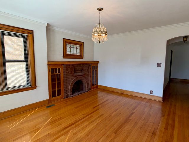 4683 N Kasson Avenue, Chicago, IL 60630