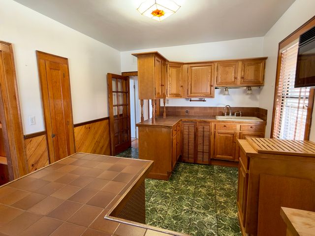 4683 N Kasson Avenue, Chicago, IL 60630