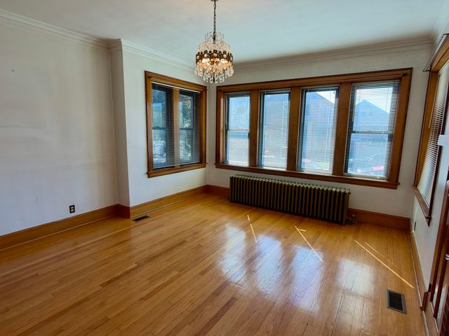4683 N Kasson Avenue, Chicago, IL 60630