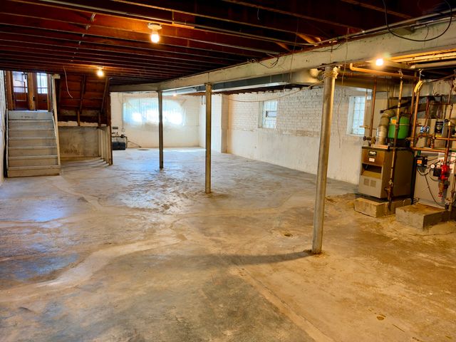 4683 N Kasson Avenue, Chicago, IL 60630