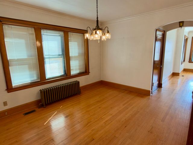 4683 N Kasson Avenue, Chicago, IL 60630