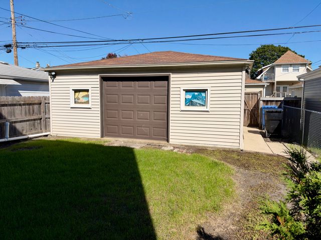 4683 N Kasson Avenue, Chicago, IL 60630