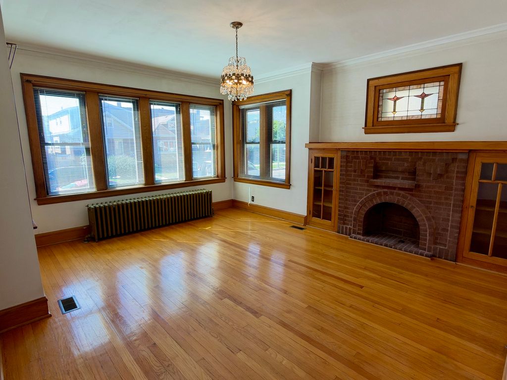 4683 N Kasson Avenue, Chicago, IL 60630 — photo 2