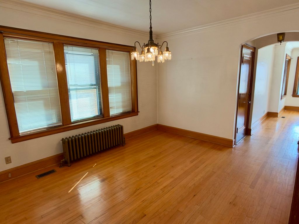 4683 N Kasson Avenue, Chicago, IL 60630 — photo 5